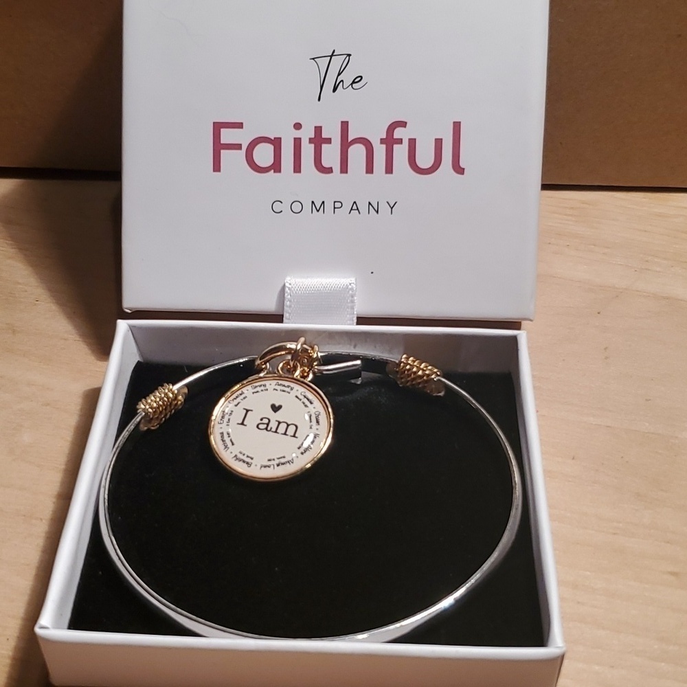 ๐งฟ NIB INSPIRATIONAL BRACELET - Picture 2 of 11